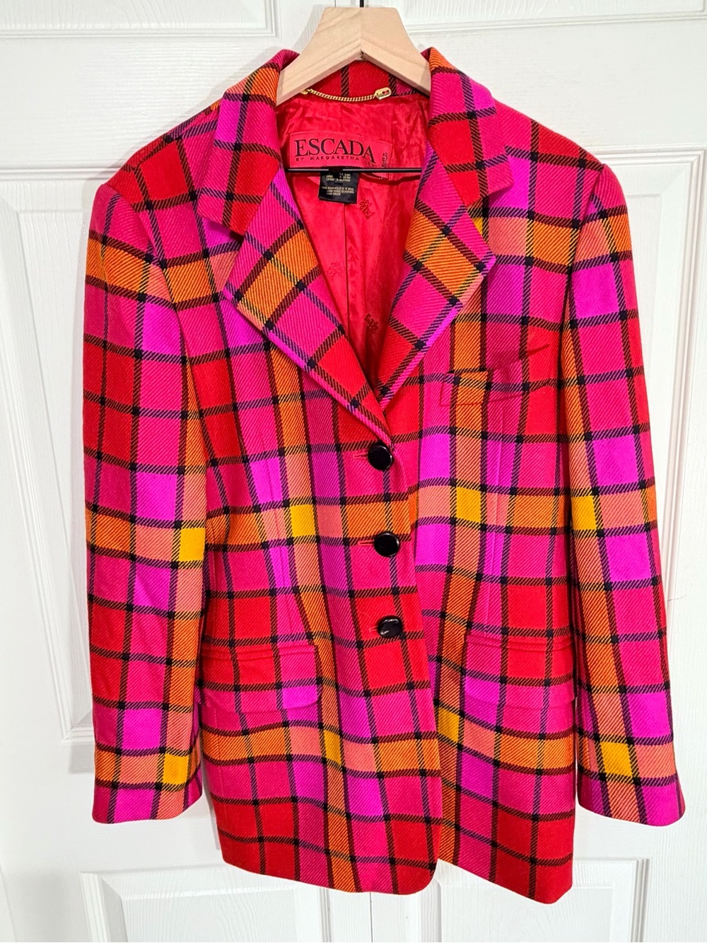 Vintage Escada Margaretha Ley Plaid Pure New Wool Blazer Pink Size 40 or Medium